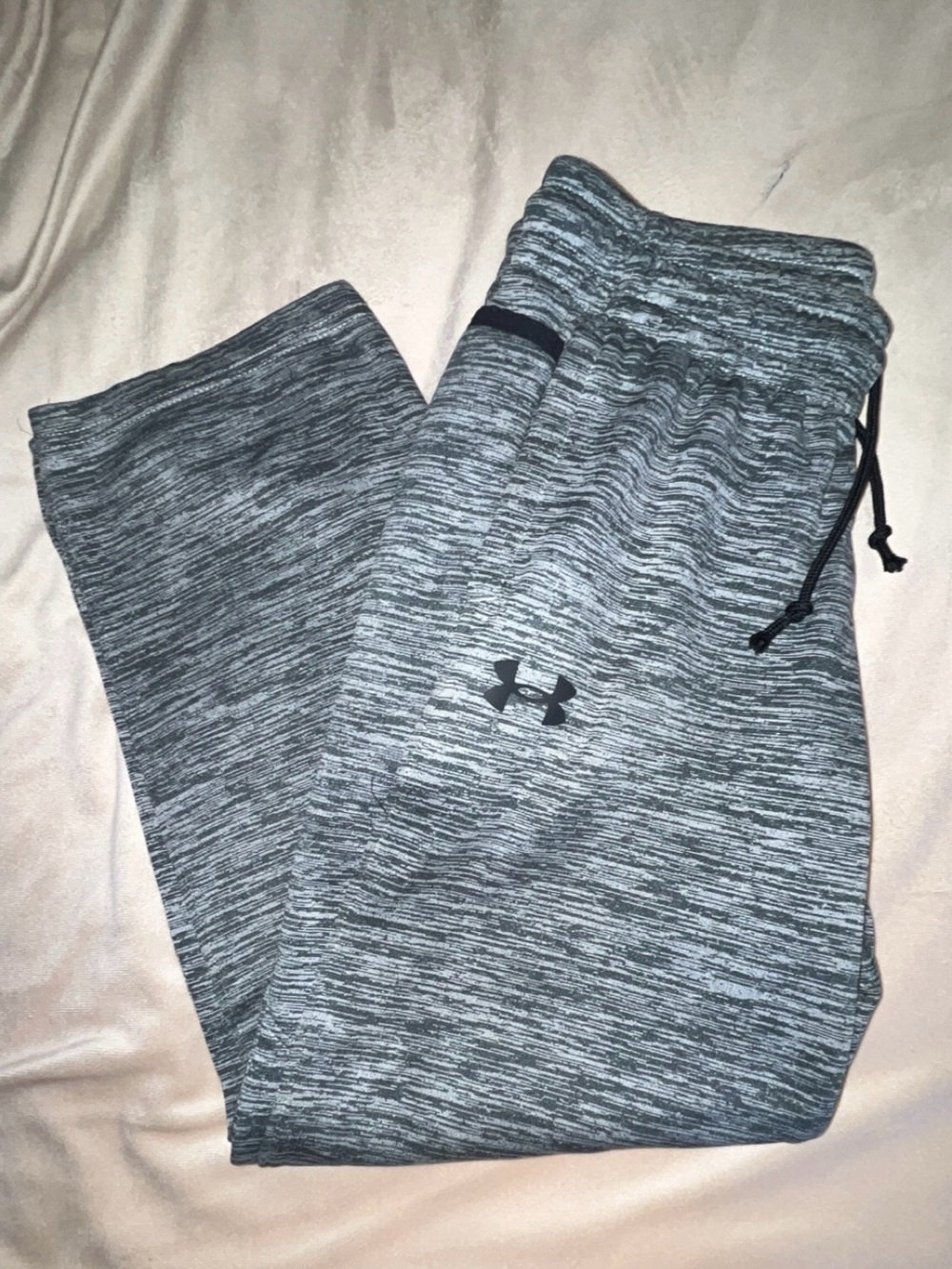 Under Armour Heathered Gray Drawstring Joggers